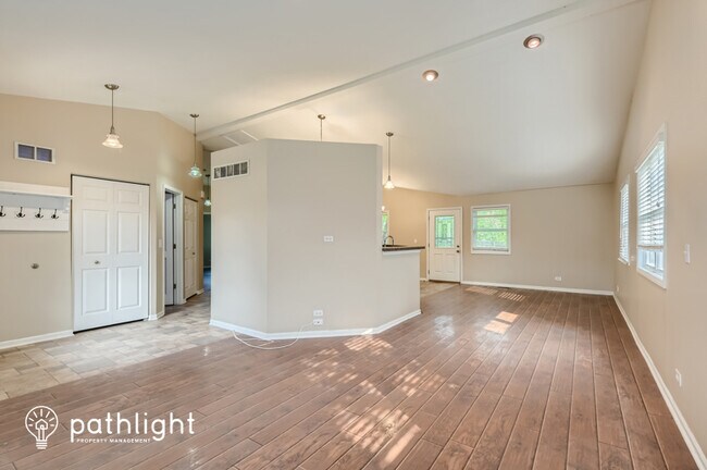 Photo - 24 Daybreak Ridge Trail