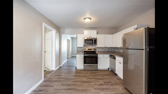 Kitchen - 1526 28th St N