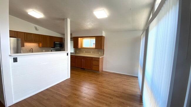 Photo - COMING SOON. 11/14.  Beautiful 3 Bedroom, ...