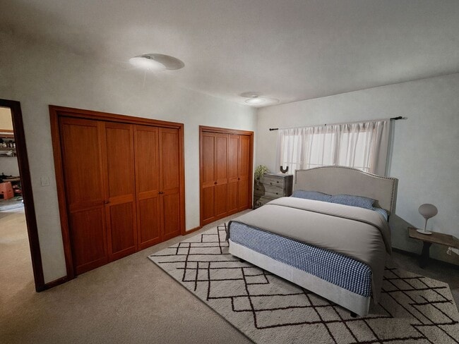 Photo - 5212 Lincoln Way