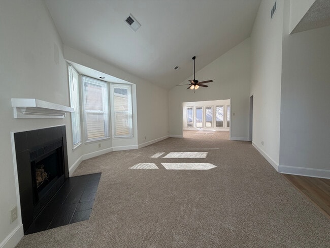 Photo - 105 Wynfield Ct