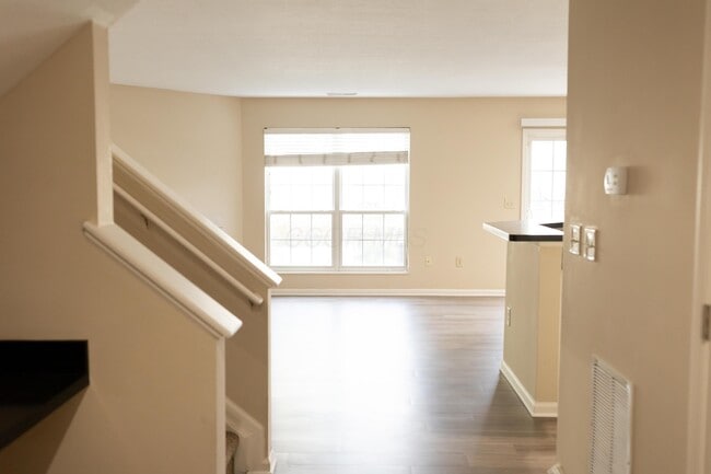 Photo - 5008 Stratford Pine Ln