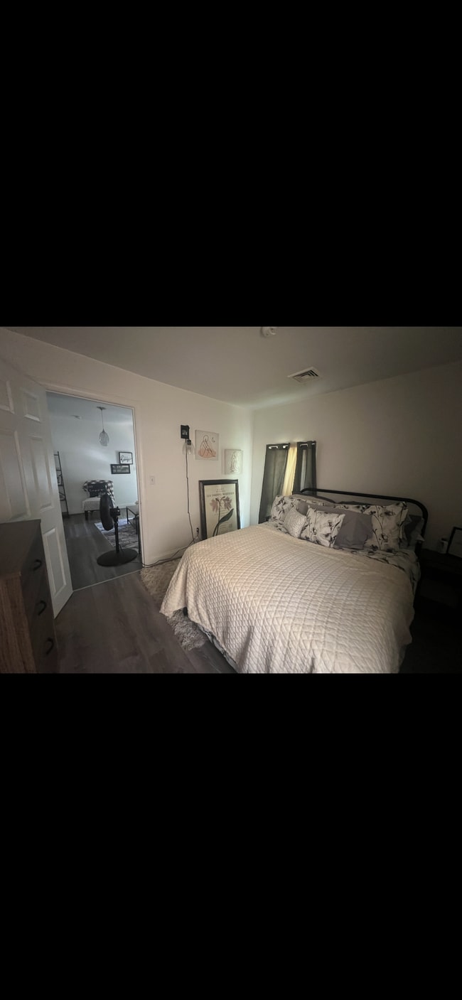 Photo - 46 Mary Ave Unit 2nd floor