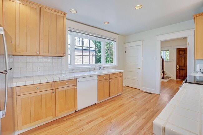 Photo - Phenomenal QA Home!