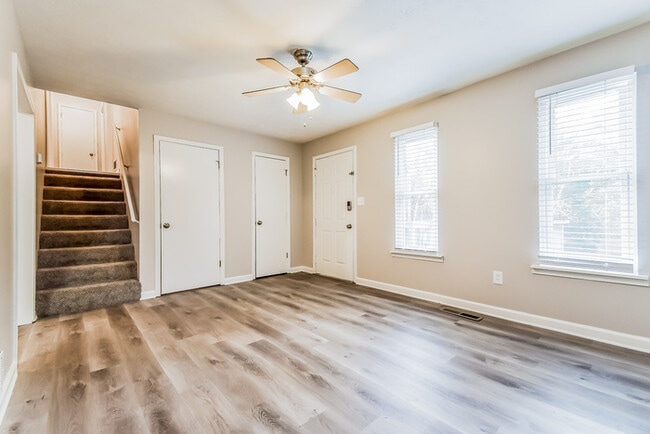 Photo - 2852 Melanie Ln