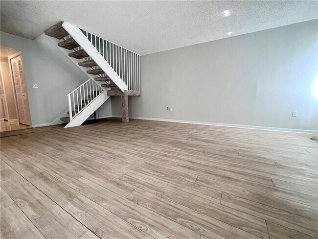 Photo - 701 N Pine Island Rd Unit 303