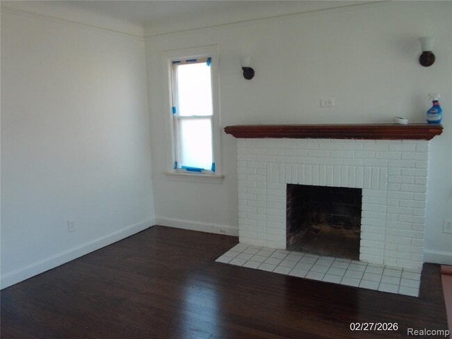 Photo - 15107 Whitcomb