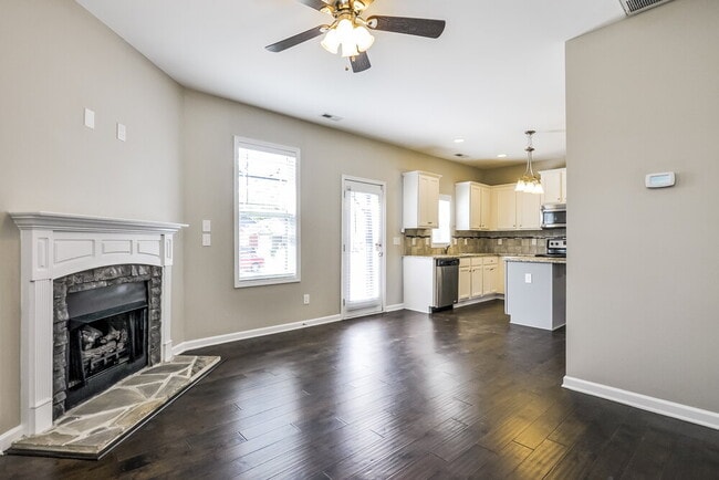 Photo - 241 Balboa Pkwy