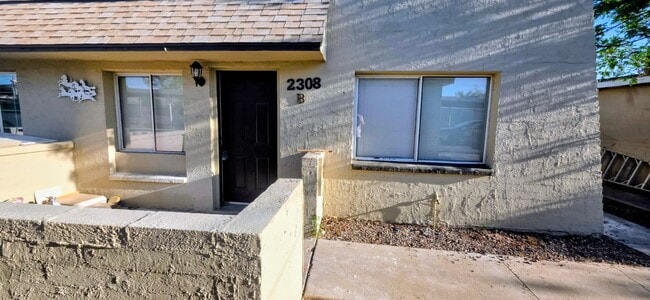 Photo - 2308 E Broadway Rd Unidad 2310 B
