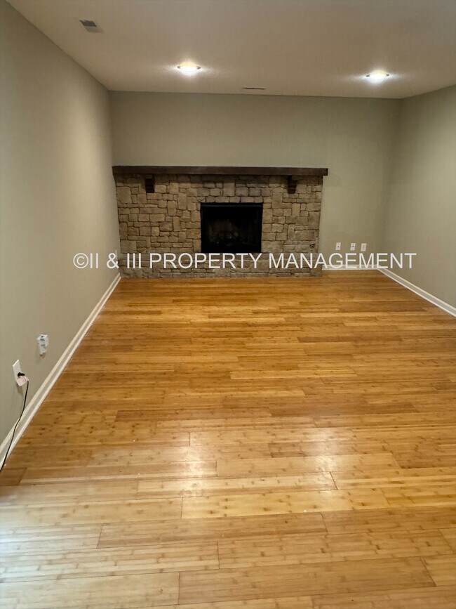 Photo - 1306 E 123rd Terrace