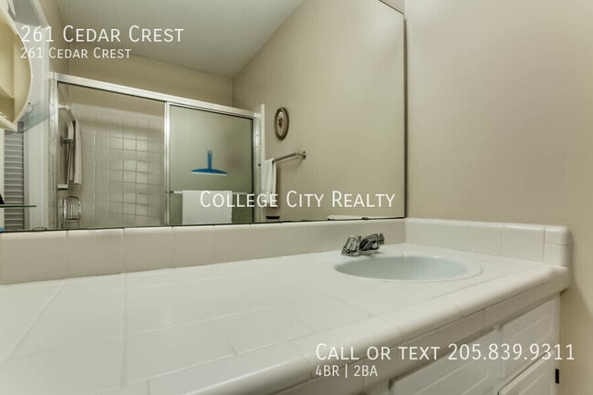 Photo - 261 Cedar Crest