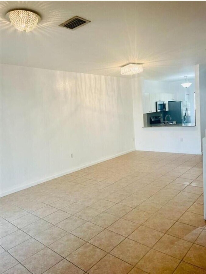 Photo - 7919 Tuscany Ct Unidad 7919