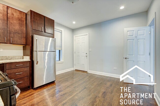 Photo - 2019 N Hoyne Ave Unidad 1F Rental