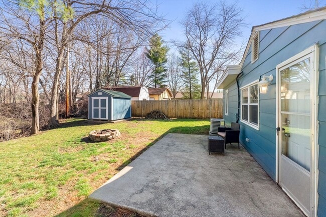 Photo - 3 bed 1 bath Home on Rock Island/Moline bo...