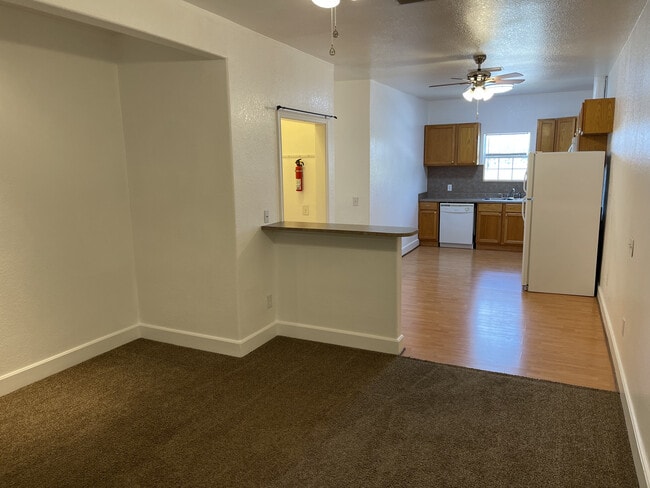 Photo - 10940 Helms Trl Unit 1