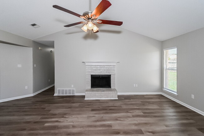 Photo - 6306 Magnolia Lakes Dr