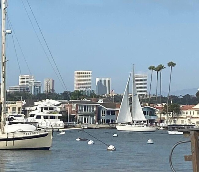 Photo - 311 E Edgewater Ave Unit A