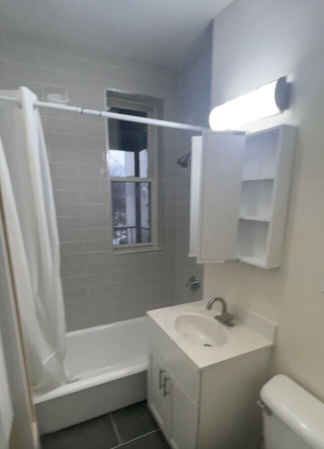 Photo - 135 Washington St