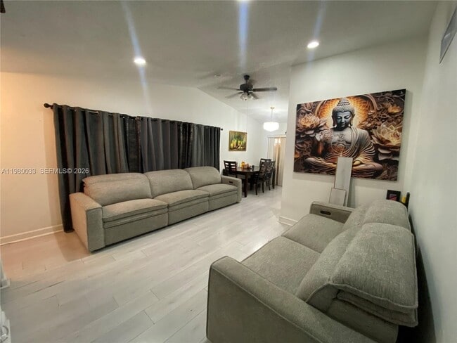 Photo - 13815 SW 54th St