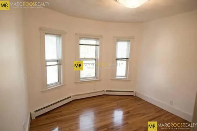 Photo - 24 Hardwick St