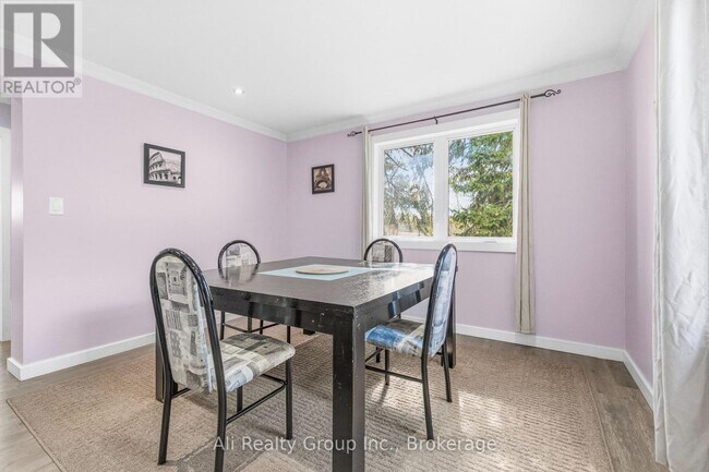 Photo - 161 Herzberg Rd