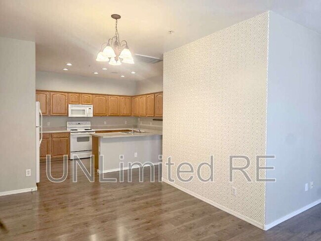 Photo - 1151 S 16th Pl
