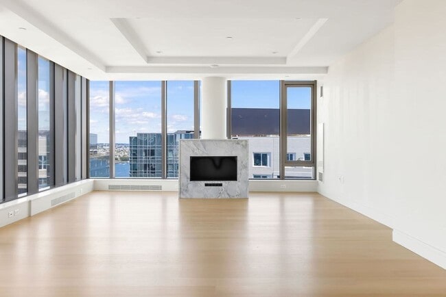 Photo - 133 Seaport Blvd Unit PH2A