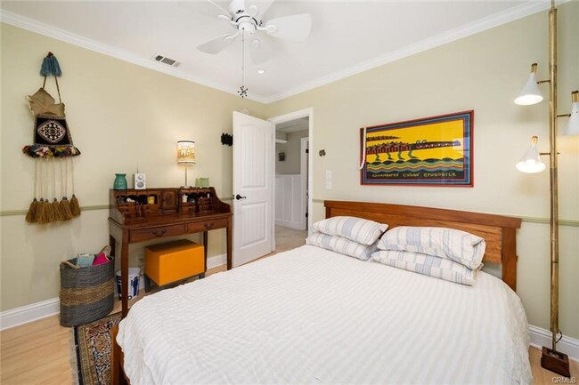 Photo - 3bd/2ba House w/ Two Car Garage and CLOSE to Laguna Middle School