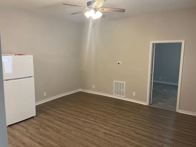 Photo - 727 N Maple St Unit A