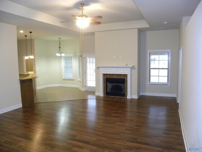 Photo - 623 Summer Cove Cir NW