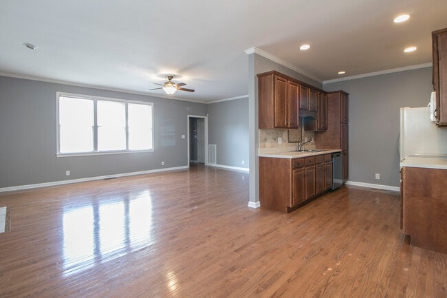 Photo - 702 Mt Vernon Dr