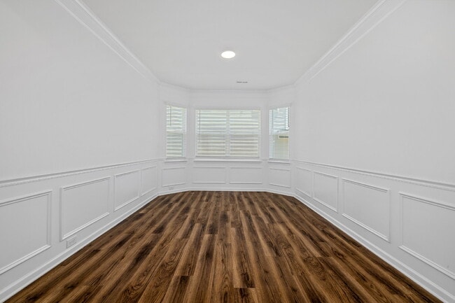 Photo - Spacious 5 Bedroom 3 Bath Home in highly sought after Walnut Creek!