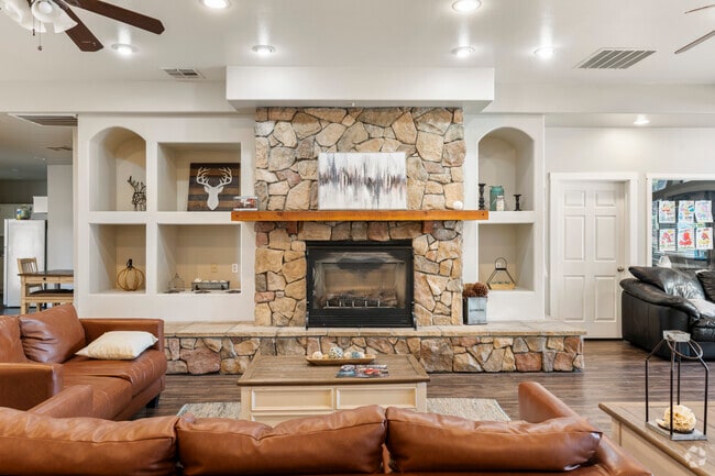 Clubhouse - Sierra Village