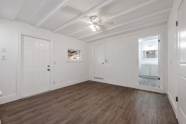 Photo - 8642 Sunset Dr Unit B