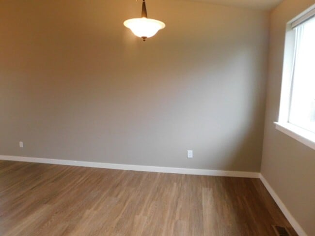 Photo - 297 Helton Way SE