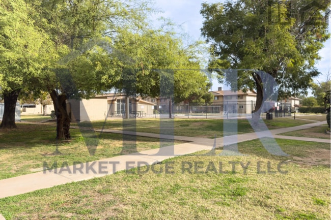 Photo - 2Bed/1.5Bath Townhome at Glendale/43rd Ave! Move-In Ready on 05/07/2026!