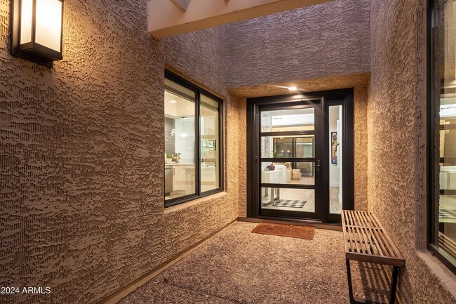 Photo - 4830 N 65th St