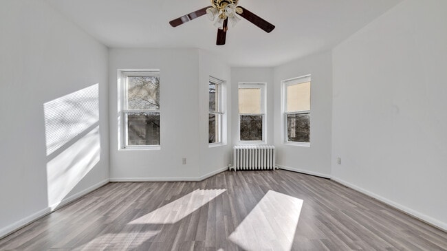 Building Photo - 1528 E St SE