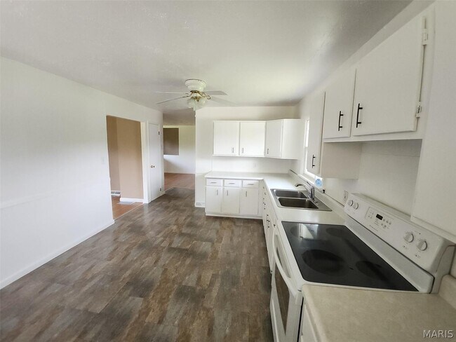 Photo - 2915 Spring Forest Rd