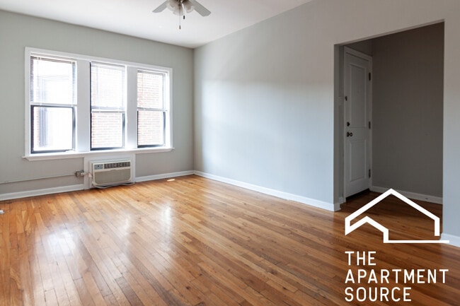 Photo - 744 W Addison St Unidad S3