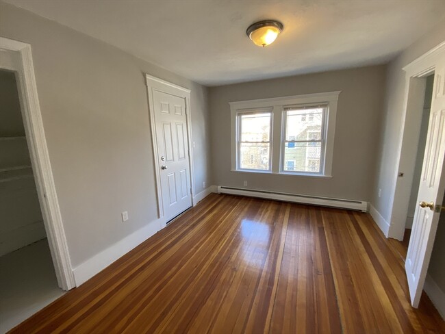Photo - 44 Floyd St Apartment Unit 3