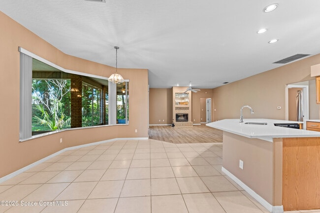 Photo - 7922 Timberlake Dr