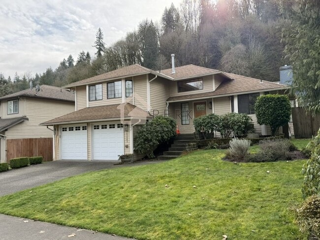 Building Photo - Beautifully Updated 3-Bedroom Home with A/C, Fenced Yard & Modern Finishes