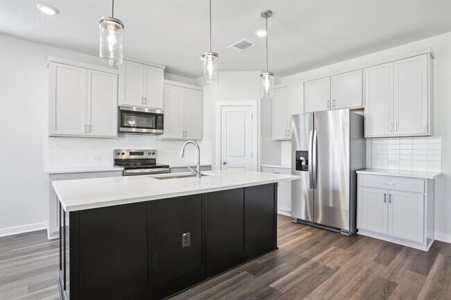 Photo - 2332 Delano Dr