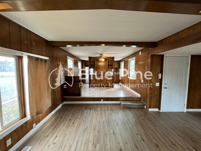 Photo - 925 Wilson Ave Casa