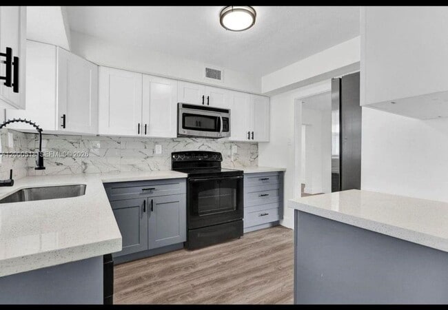 Photo - 427 NW 19th Ave Unidad 0