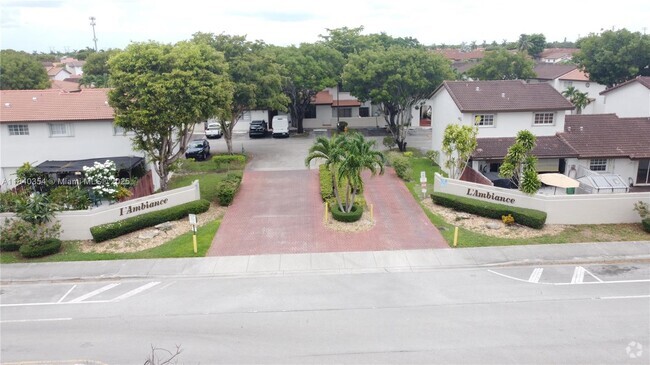 Building Photo - 13463 SW 62nd St Rental