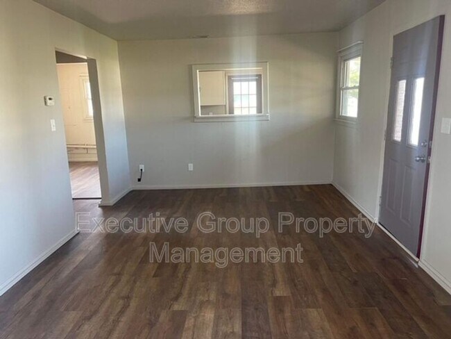 Photo - 209 Red Hill Rd