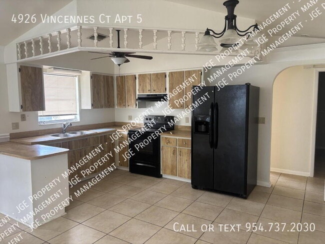 Building Photo - 4926 Vincennes Ct Unit 5 Rental