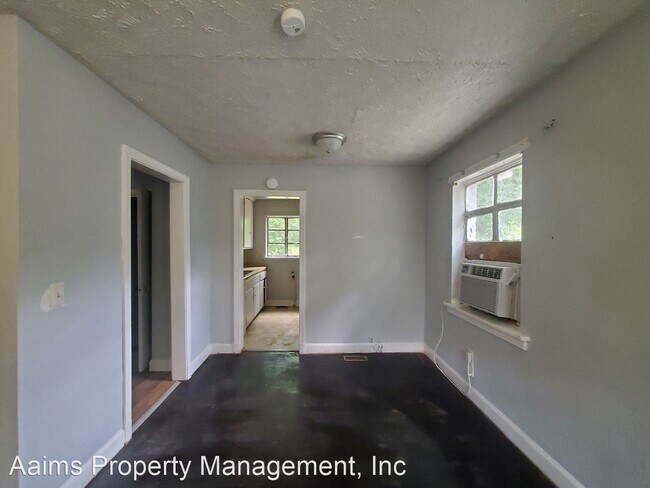 Photo - 2 br, 1 bath House - 1408 Briarcliff Drive
